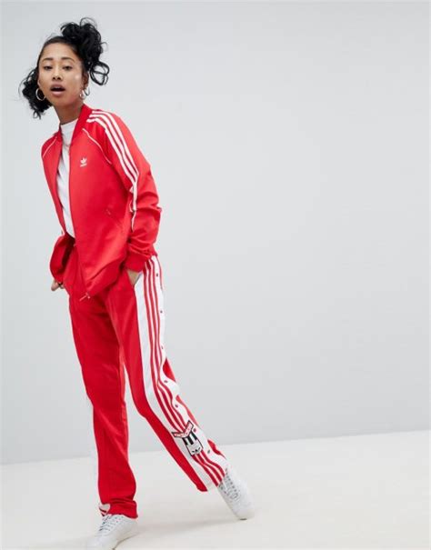 typ mit roter adidas hose|adidas Adibreak Hose .